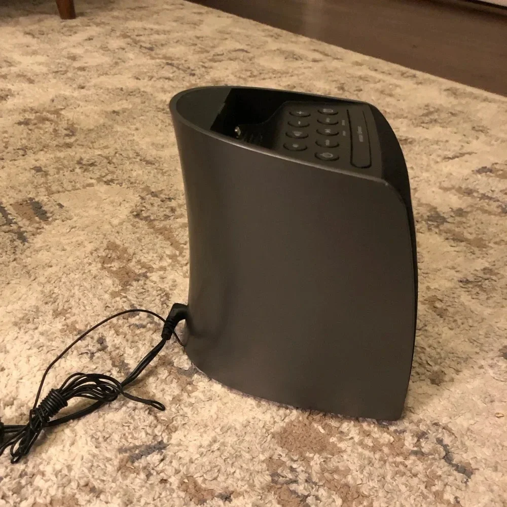 iHome iPL22 Docking/Charging Station Radio/Alarm Clock